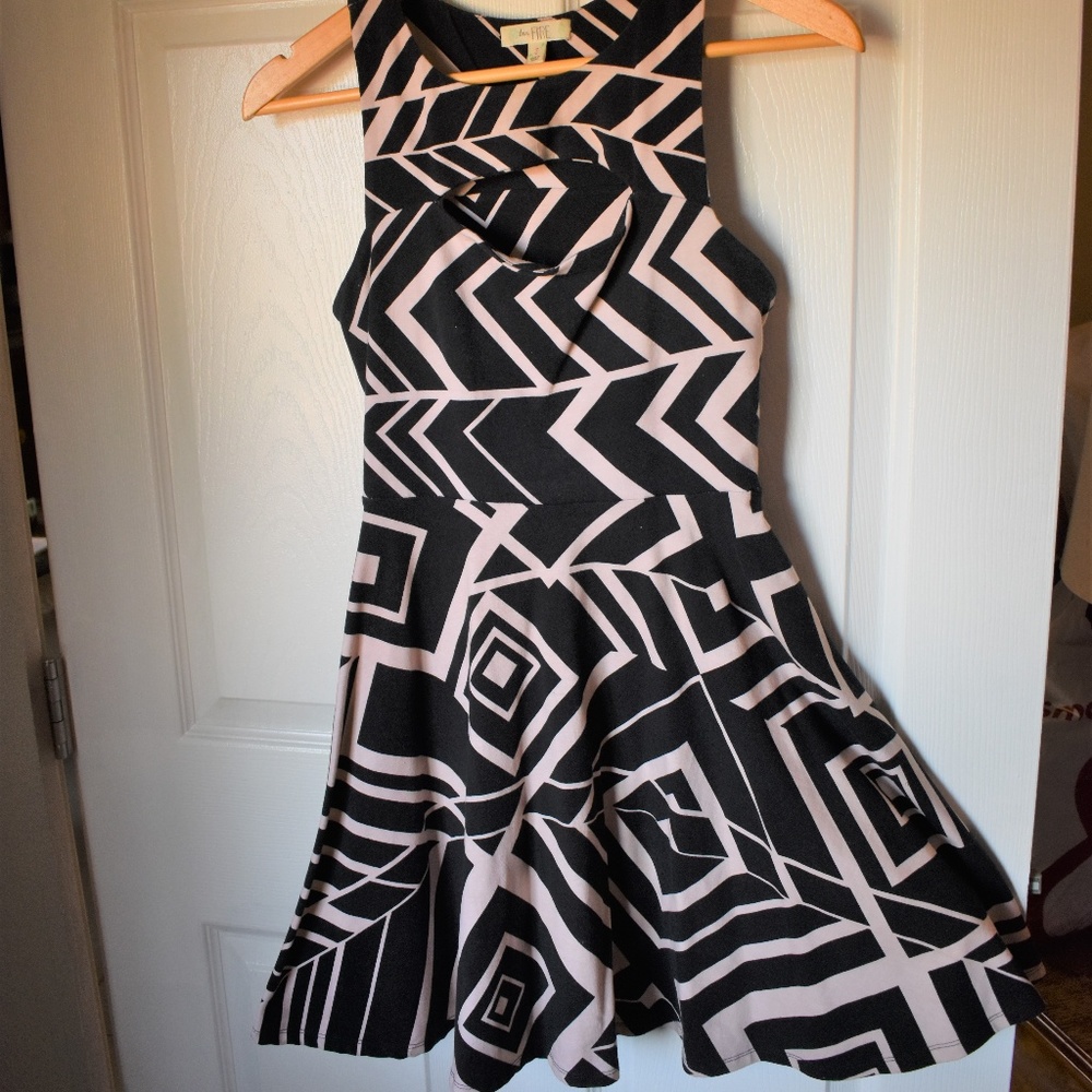 Flowy Tan and Black Peephole Dress